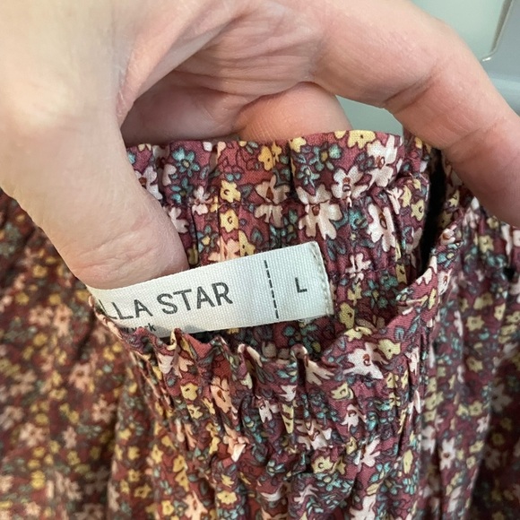 VANILLA STAR NWT Double Tier Pleated Floral Skirt Size Large - Picture 6 of 9